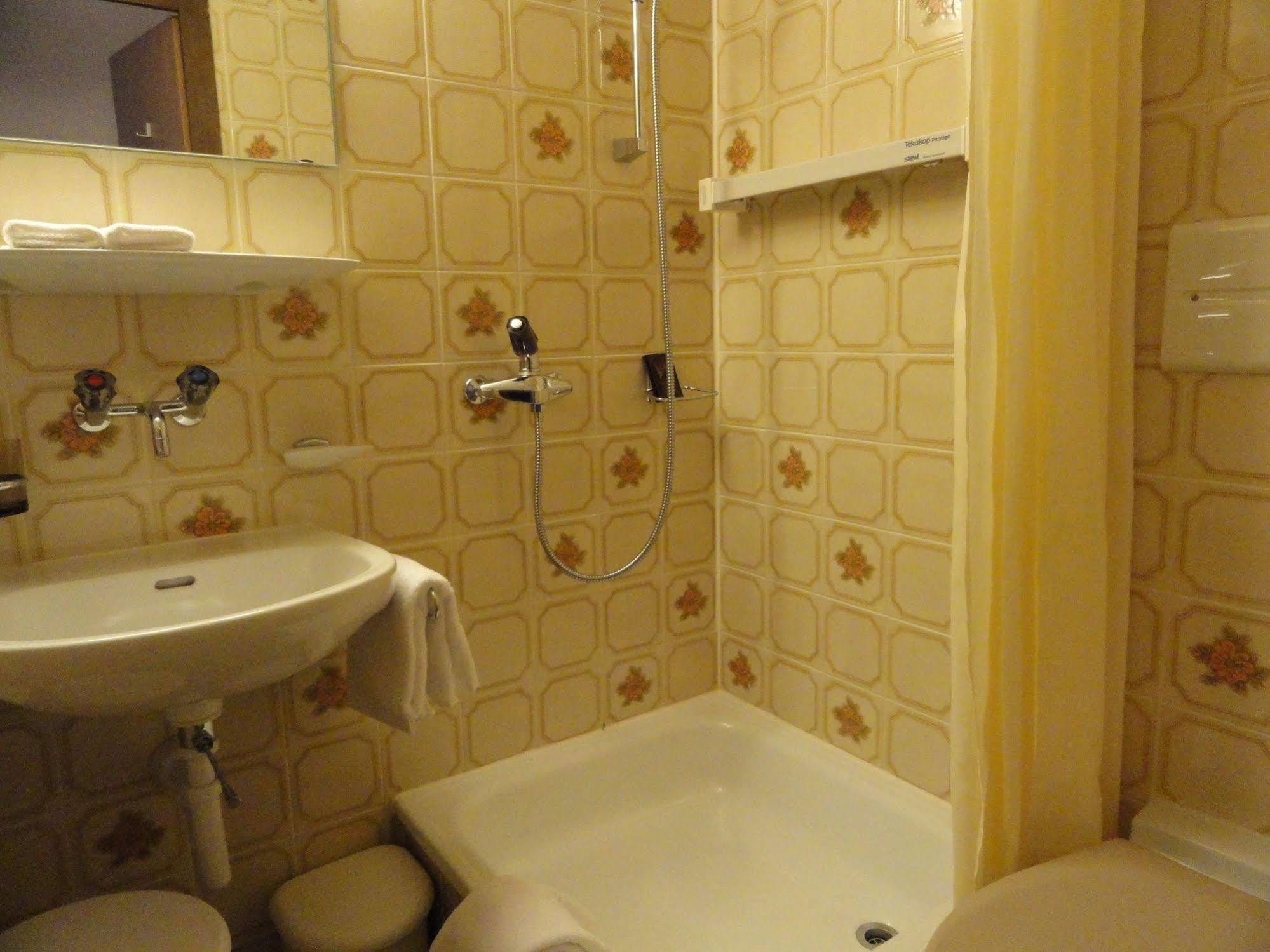 Hotel Alpenruhe - Vintage Design Hotel Wengen Luaran gambar